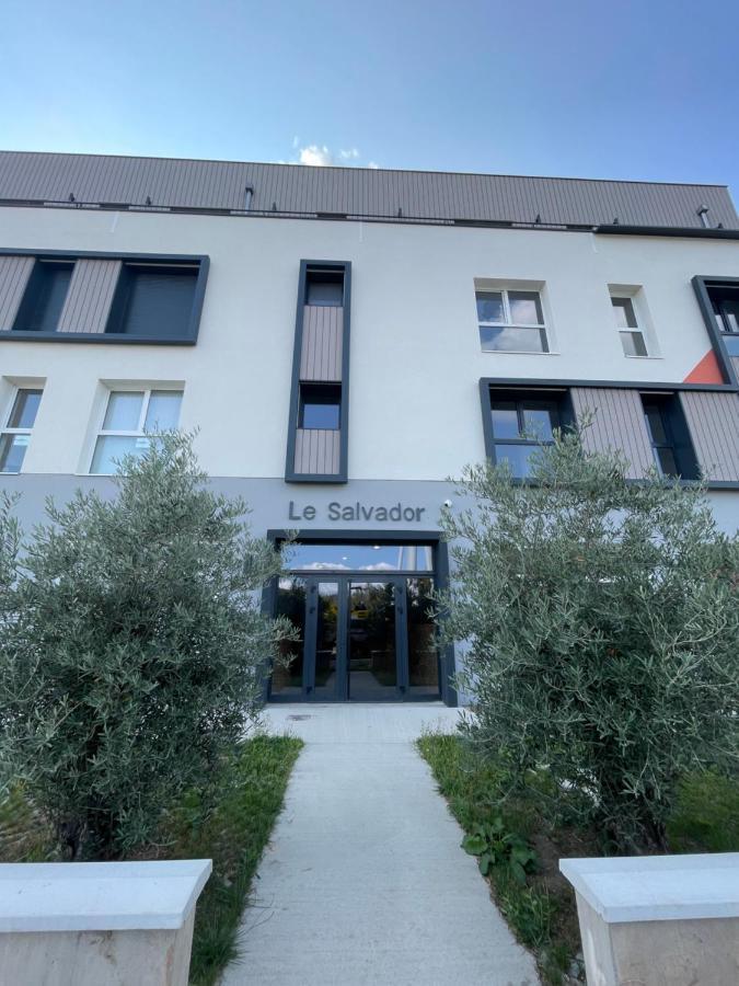 Le Salvador - Appart'Hotel De 18M2 A 44M2 La Talaudiere エクステリア 写真