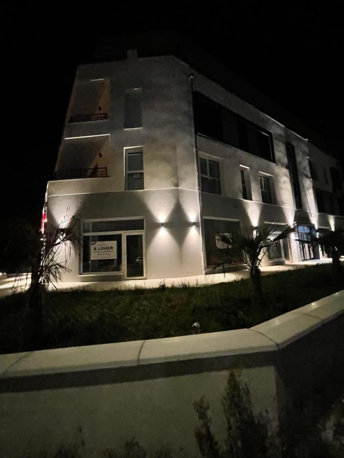 Le Salvador - Appart'Hotel De 18M2 A 44M2 La Talaudiere エクステリア 写真
