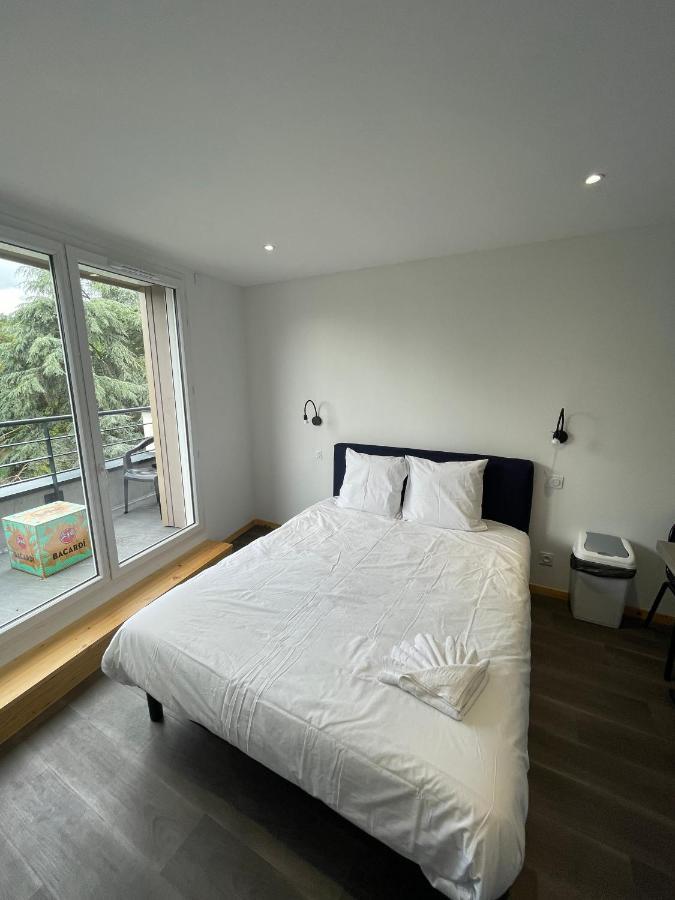 Le Salvador - Appart'Hotel De 18M2 A 44M2 La Talaudiere エクステリア 写真