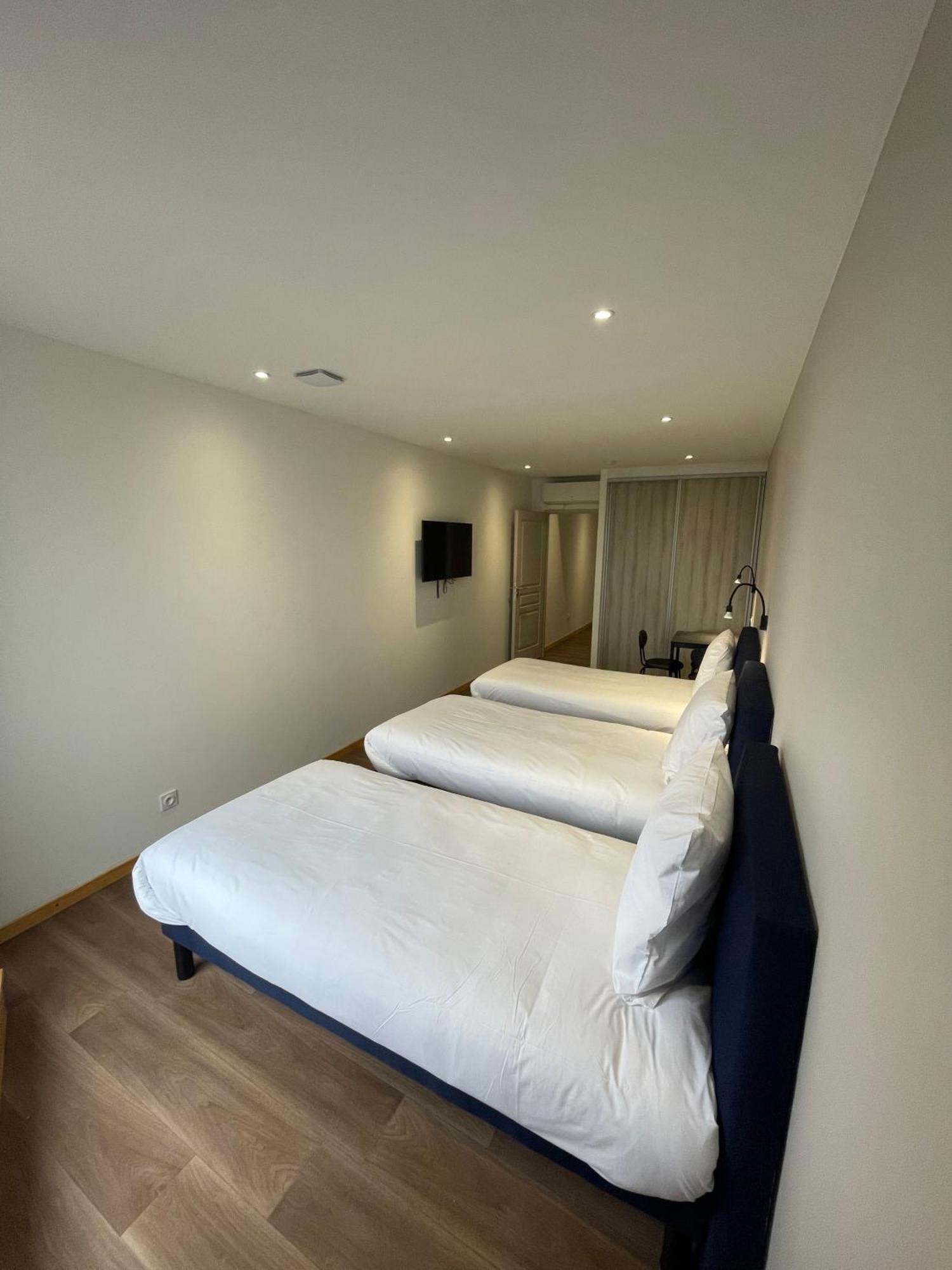 Le Salvador - Appart'Hotel De 18M2 A 44M2 La Talaudiere エクステリア 写真
