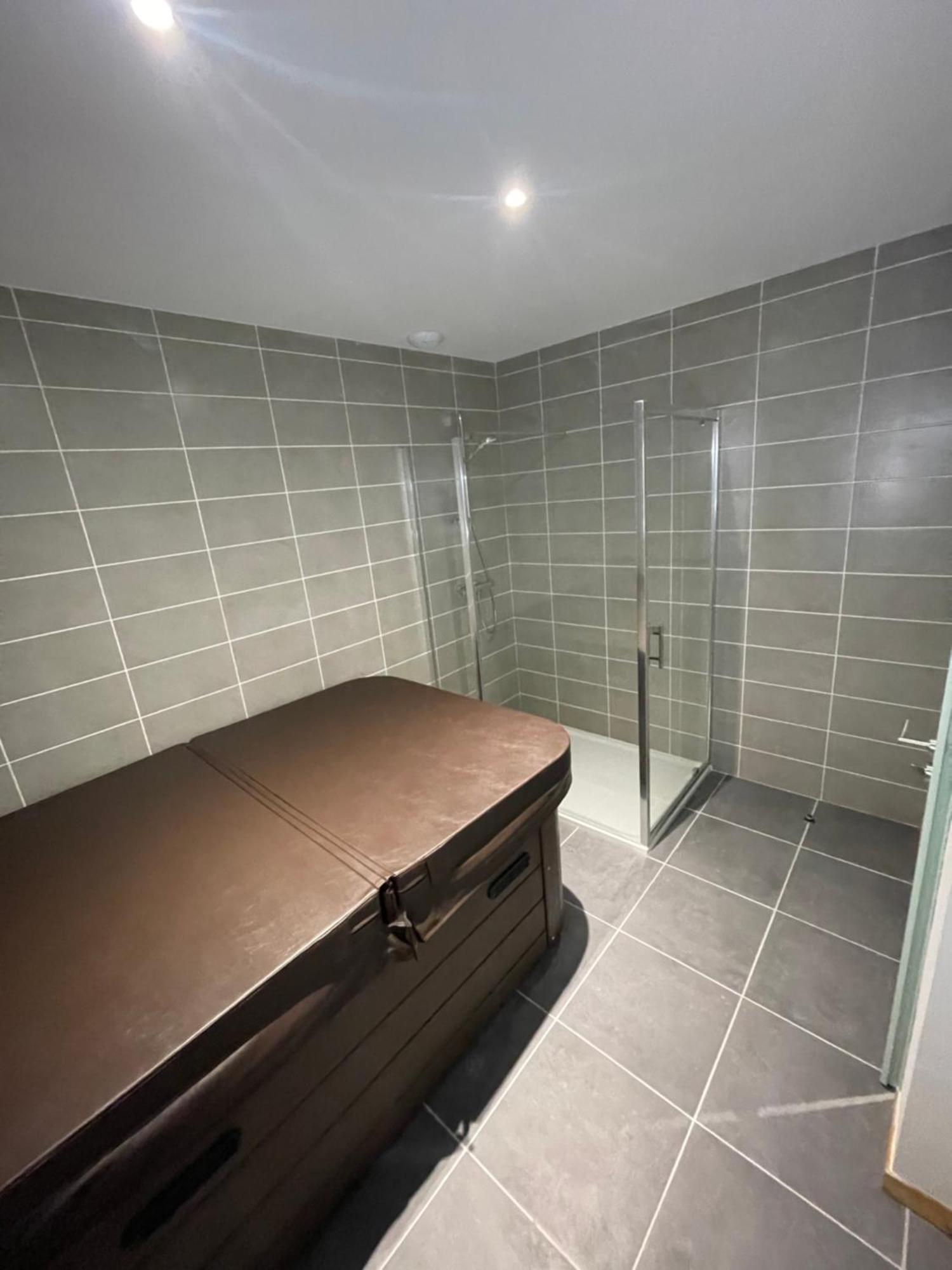 Le Salvador - Appart'Hotel De 18M2 A 44M2 La Talaudiere エクステリア 写真