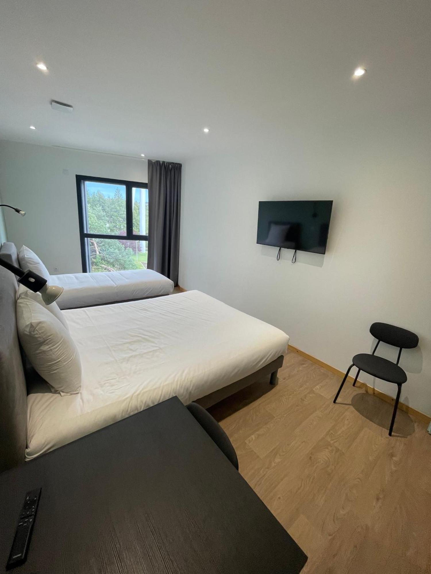 Le Salvador - Appart'Hotel De 18M2 A 44M2 La Talaudiere エクステリア 写真